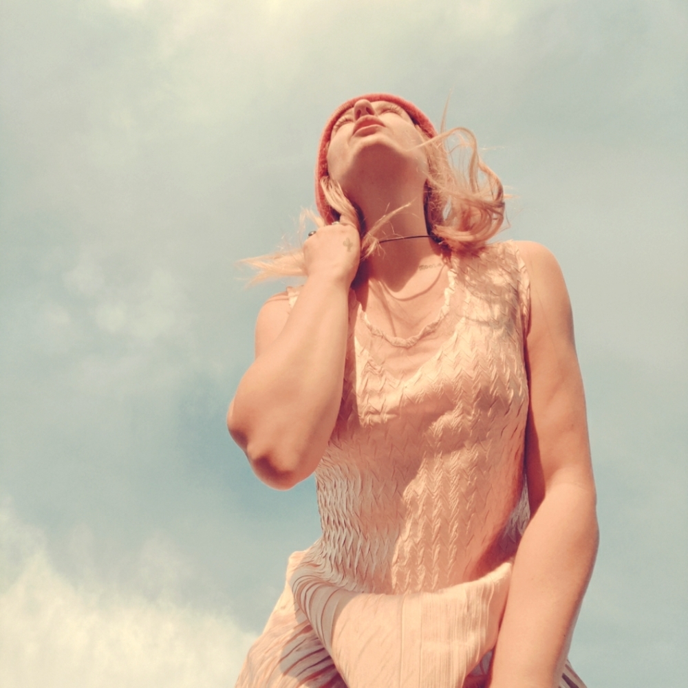 Komarov beautiful sleeveless dream dress